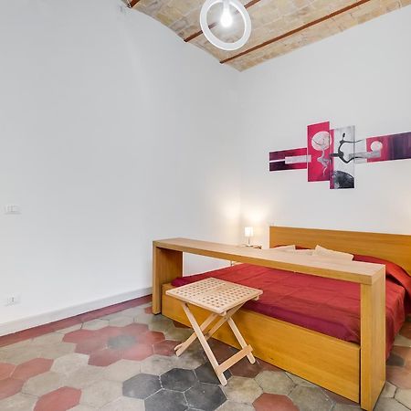 Monti Colosseum Apartment โรม ภายนอก รูปภาพ